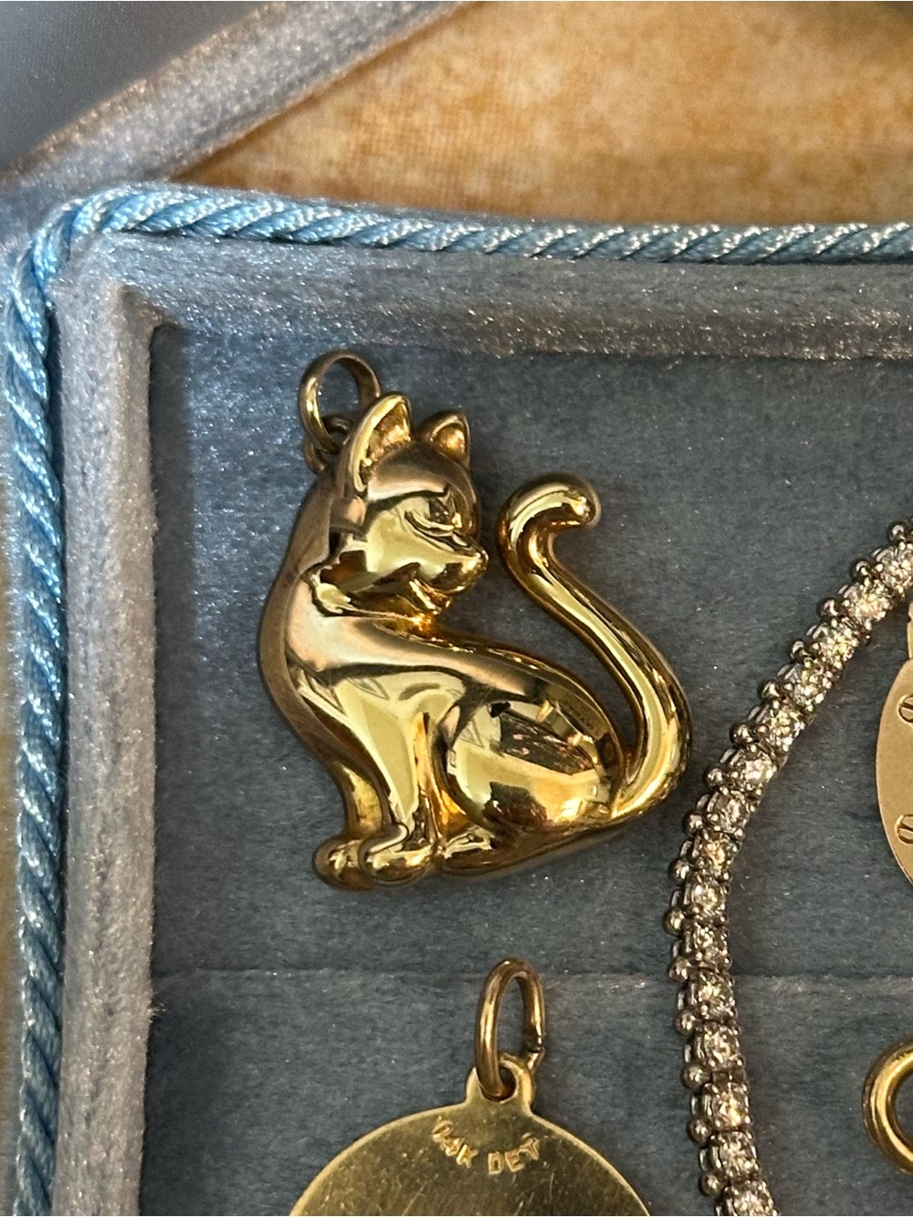 14k Gold Cat 1.25” Charm Pendant 3 Grams 585 - Picture 6 of 11